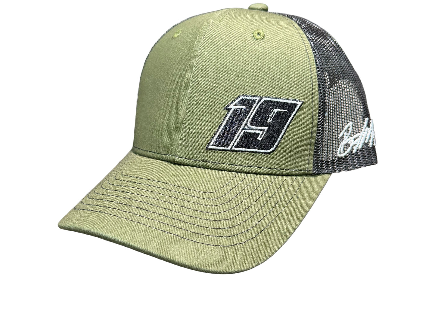 19 Trucker Hat